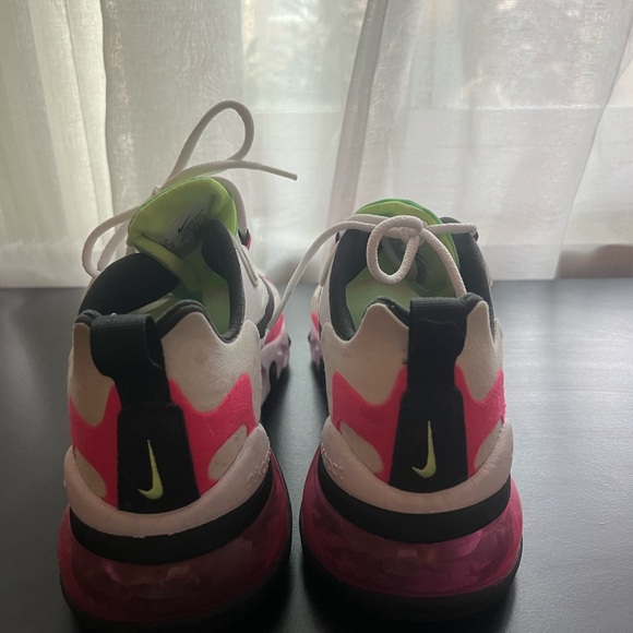 Nike Air Max 270 React Sneakers Pink, White, and Black - Picture 4 of 4